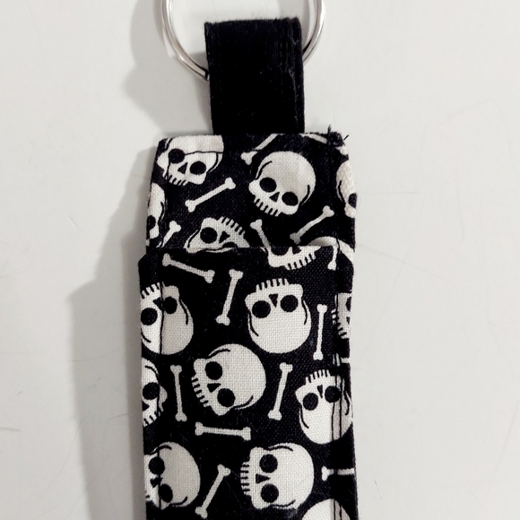 Chapstick Holder, Lighter Holder, Keyring Holder, Skulls - Picture 3 of 3